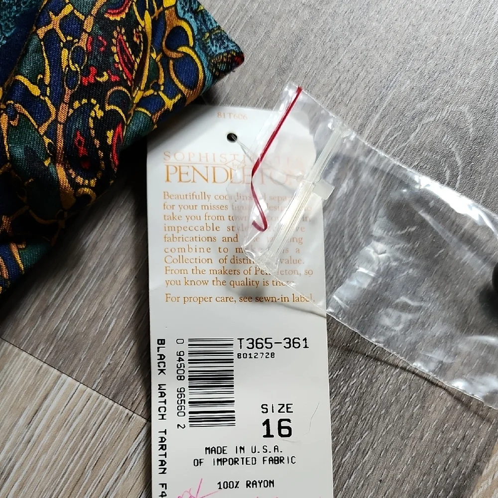 NWT Vintage Women Pendleton Sophisticated Baroque Patterned Eqestrian Vest Sz 16 - Picture 3 of 9